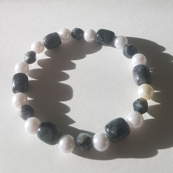 ⚪ Larvikite Pearl Bracelet - Picture 5 of 8